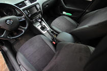 Skoda Octavia III A7 2013-2019 Autositzbezüge Kunstleder+Stoff+Alcantara Antara A001 (kompletter Innenraum) Foto 6