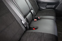 Dodge Journey 2008-2020 Autositzbezüge Kunstleder+Stoff+Alcantara Antara A001 (3 Reihen) Foto 10