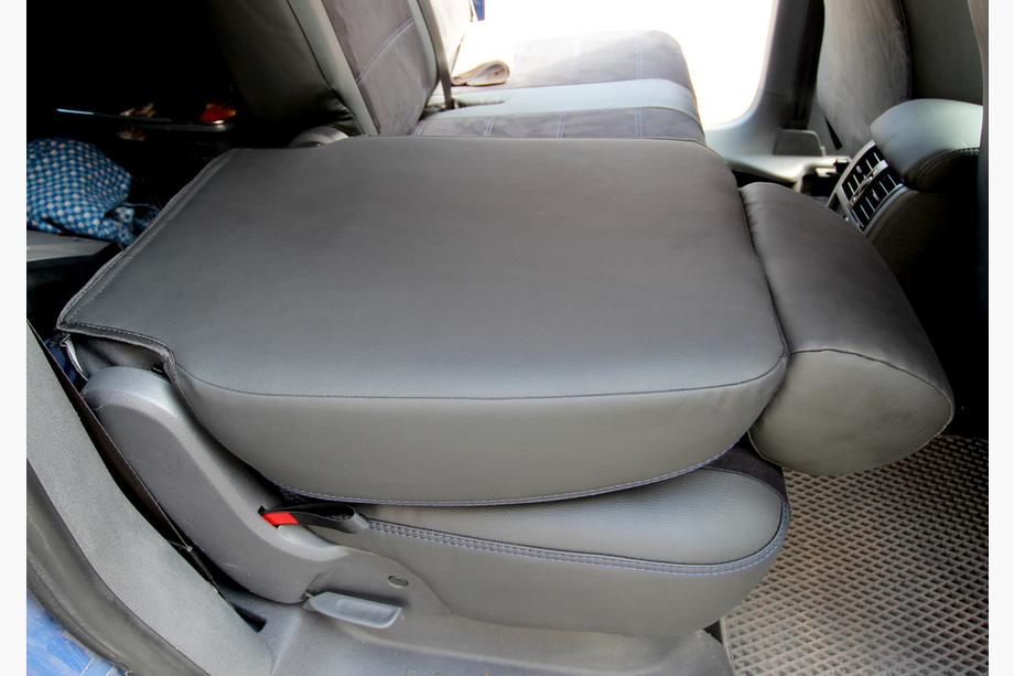 Volkswagen Caddy 2010-2015 Autositzbezüge Kunstleder+Stoff+Alcantara Antara A001b (Komplettset) Foto 10