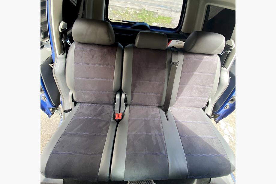 Volkswagen Caddy 2010-2015 Autositzbezüge Kunstleder+Stoff+Alcantara Antara A001b (Komplettset) Foto 8