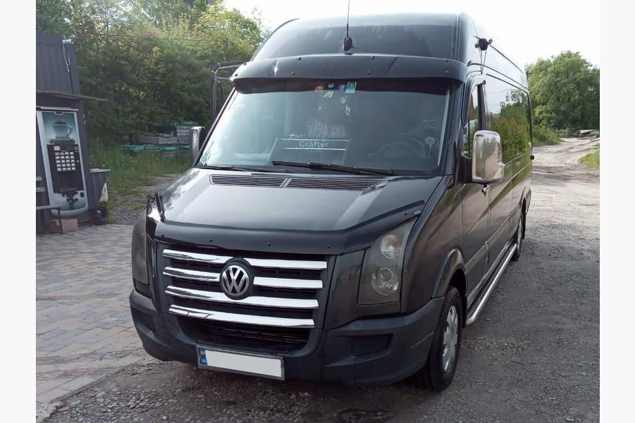 Volkswagen Crafter 2006-2016 Frontscheibenblende am Rahmen V2 (schwarz glanz, 5mm) Foto 15