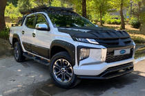 Mitsubishi L200 2015-2024 Front Doppelbügel Vegas 2019+ (schwarz, 76mm) Foto 2