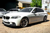 BMW 5 Series F10/F11 2010–2016 Frontlippe OmsaLine (schwarz) Foto 4