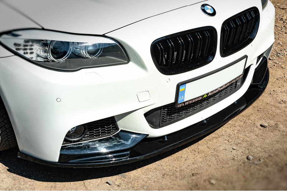 BMW 5 Series F10/F11 2010–2016 Frontlippe OmsaLine (schwarz) Image