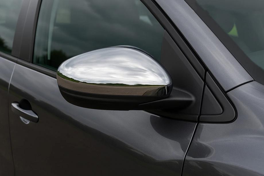 Dacia Sandero 2021- Spiegelabdeckungen (2 Stk, Edelstahl) Image