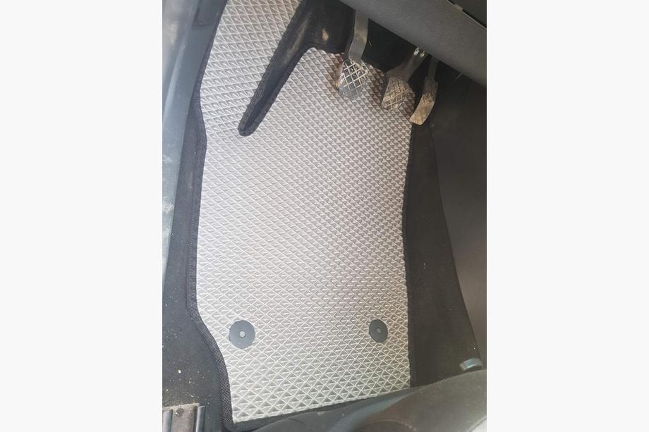 Skoda Fabia 2007-2014 EVA Fußmatten (Grau) Image