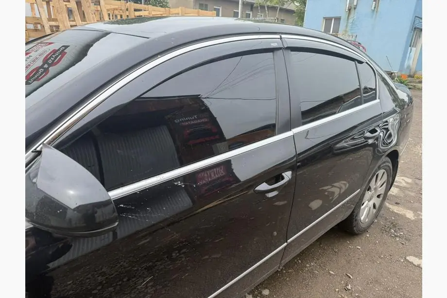 Volkswagen Passat B6 2006-2012 Windabweiser mit Chromleisten SD (EU, 4 Stk, Niken) Image