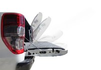 Isuzu D-Max 2011-2019 Heckklappendämpfer Foto 1