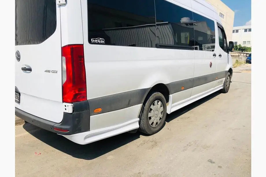Mercedes Sprinter W907/W910 2018- Schweller Set (grundiert zum Lackieren) Image