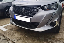 Peugeot 2008 2019- Edelstahl Abdeckung für vordere Stoßstange (2 Stk) Foto 1