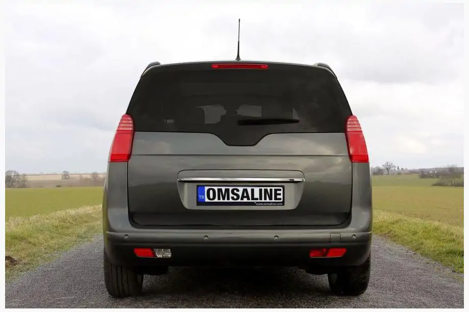Peugeot 5008 2009-2016 Chromleiste über dem Kennzeichen OmsaLine (Edelstahl) Image