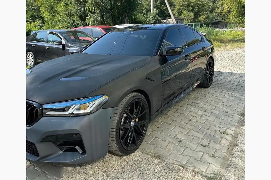 BMW 5er G30/G31 2017–2023 Facelift Paket (im M5 F90 2021) Foto 7