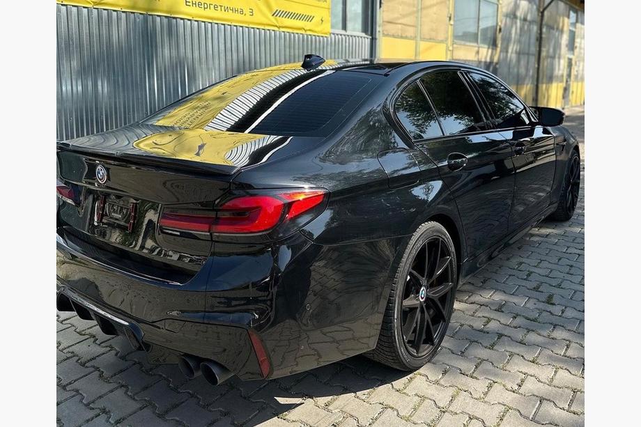 BMW 5er G30/G31 2017–2023 Facelift Paket (im M5 F90 2021) Foto 9