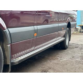 Seitenschweller DOT-Line (2 Stk., Alu) Volkswagen Crafter 2006-2016 Foto 4