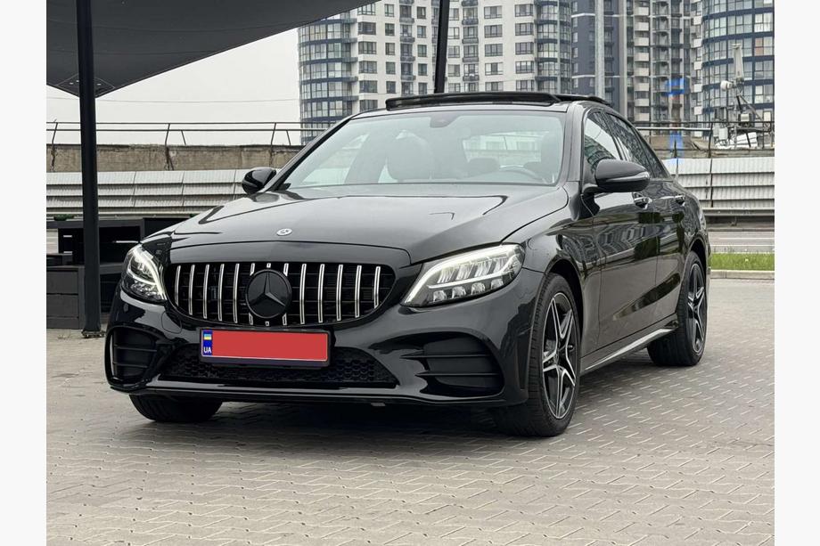 Mercedes C-class W205 2014-2021 Frontstoßstange komplett (AMG Line 2018-2021) Image