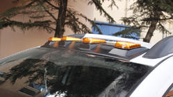 Renault Duster 2018-2024 Windschutzscheibenblende V2 (LED) Foto 3