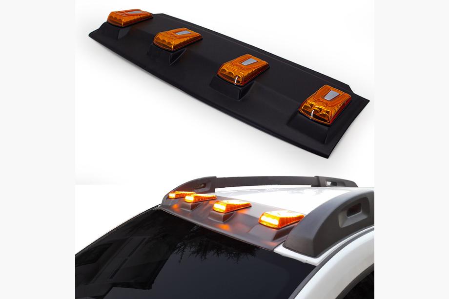 Renault Duster 2018-2024 Windschutzscheibenblende V2 (LED) Image