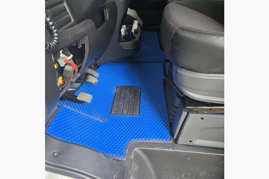 Peugeot Boxer 2006-2025 EVA Fußmatten (Blau) Image