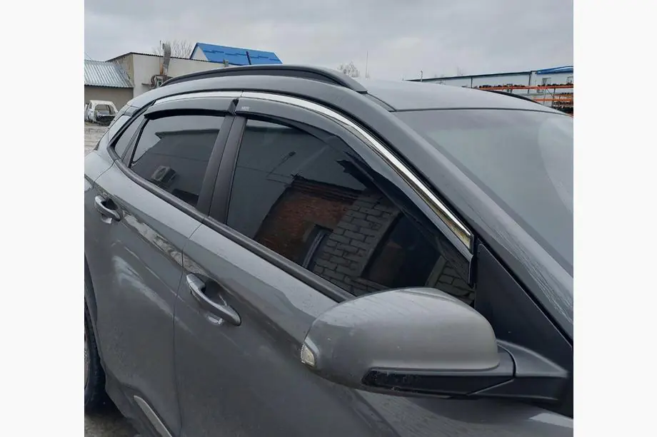 Hyundai Kona 2017-2023 Windabweiser mit Chromleiste (4 Stk, Niken) Image