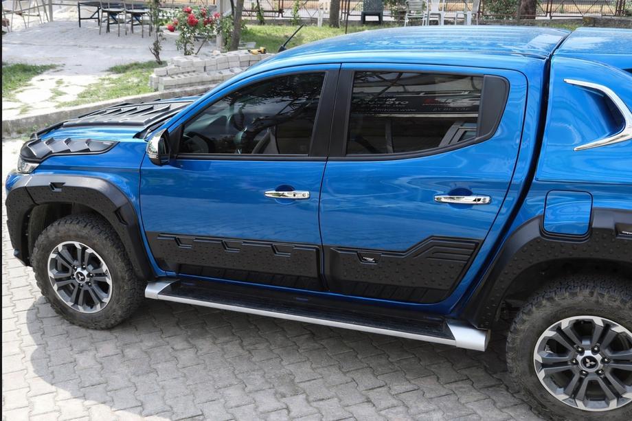 Mitsubishi L200 2015-2024 Türleisten EuroCap (6 Stk, ABS) Foto 1