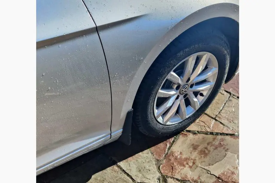 Volkswagen Passat B8 2015-2023 Premium Schmutzfänger 2015-2018 SD/SW (EU, 4 Stk.) Foto 2