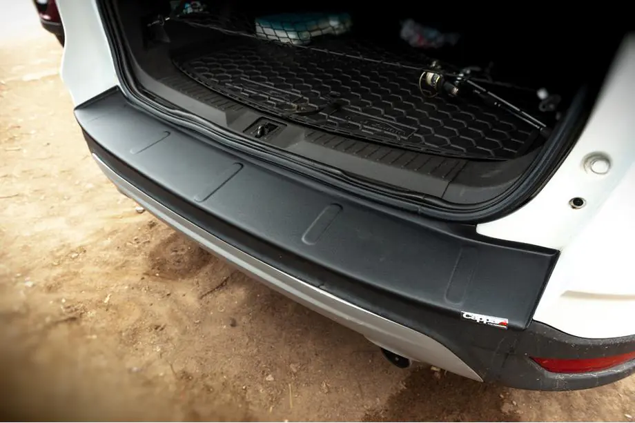 Ford Kuga/Escape 2013-2019 Heckstoßstangenabdeckung EuroCap (ABS) Image