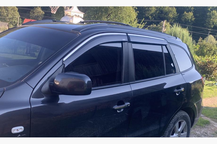 Hyundai Santa Fe 2 2006-2012 Windabweiser mit Chromleiste (4 Stk, Niken) Image