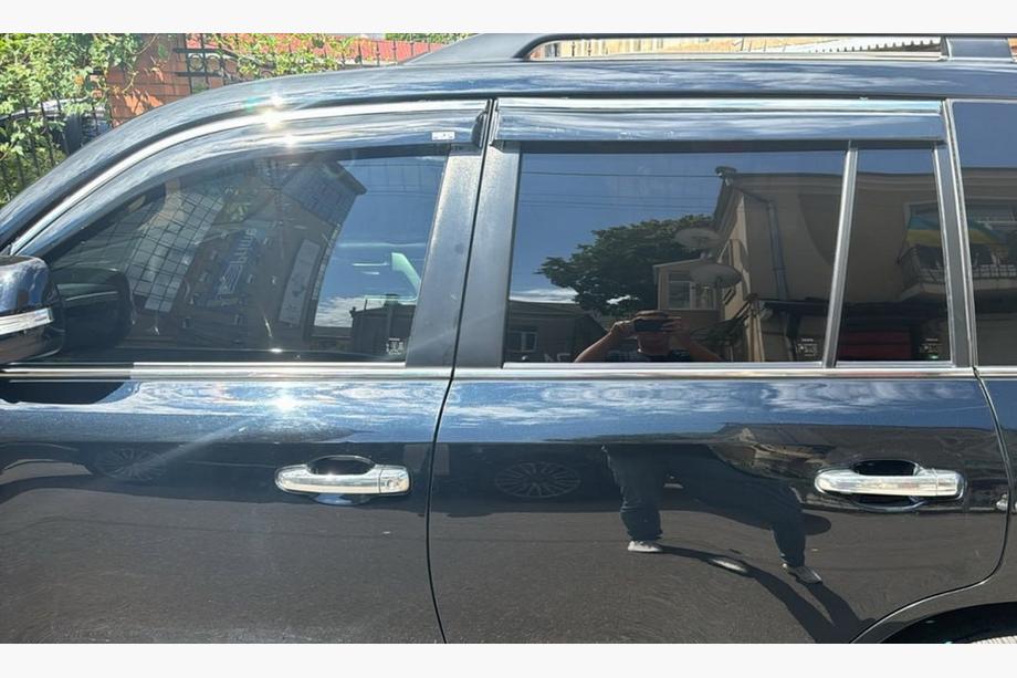 Toyota Land Cruiser 200 2007-2021 Windabweiser mit Chromleiste (4 Stk, Niken) Image