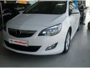 Opel Astra J 2009-2015 Frontuntere Spoilerlippe 2010-2012 (grundiert zum Lackieren) Foto 4