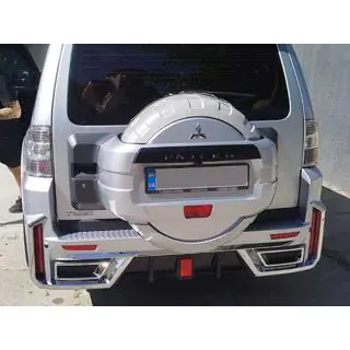 Bodykit Black Hawk Mitsubishi Pajero Wagon IV 2006-2021 Foto 3