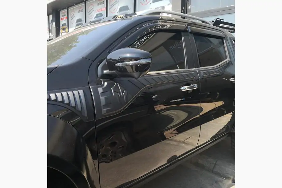 Mercedes X class 2017-2020 Obere Türleisten (6 Stk, ABS) Image