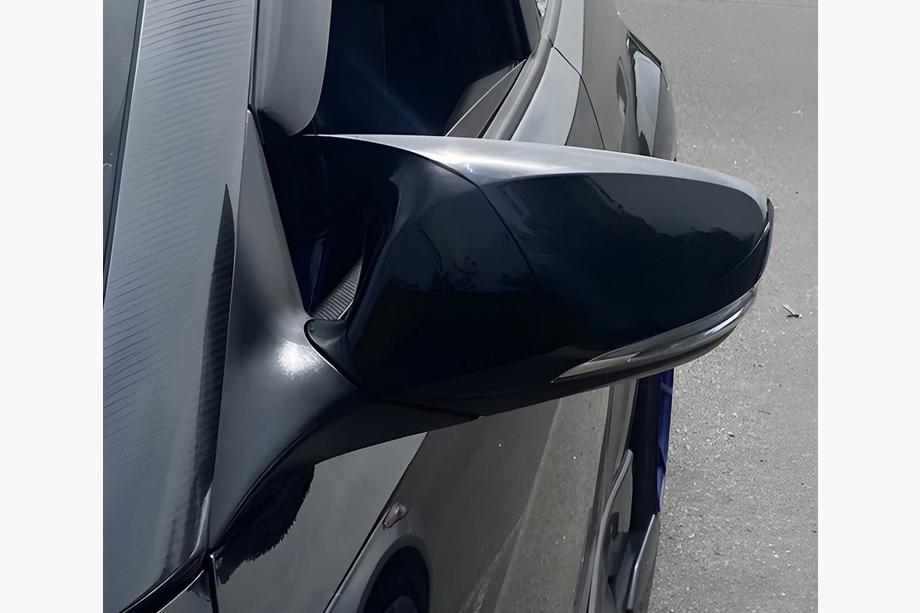 Hyundai Veloster 2011-2017 Spiegelabdeckungen mit Blinker-Ausschnitt im BMW-Style (2 Stk) Foto 1