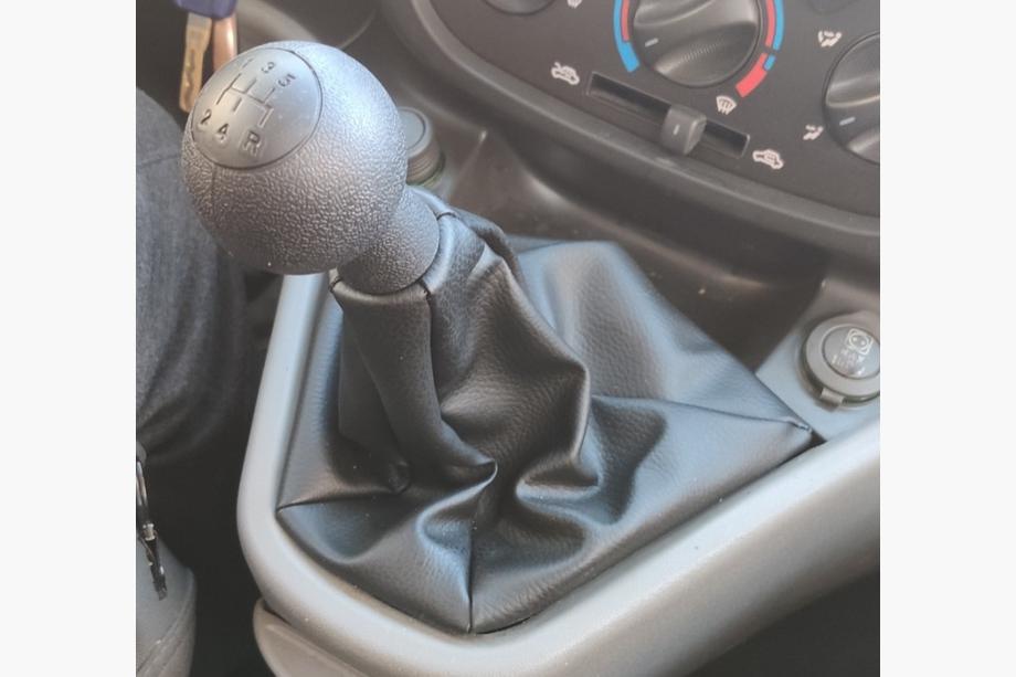 Fiat Doblo I 2005-2010 Fiat Doblo 2005-2010 Schalthebel und Schaltsack OEM 735424356 (schwarz) Image