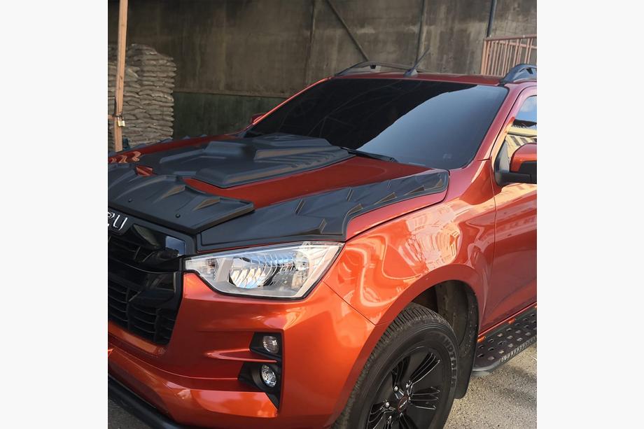 Isuzu D-Max 2019- Motorhaubenabdeckung (ABS) Image