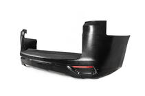 Toyota Land Cruiser 200 2007-2021 Facelift Kit auf LC 300 High-Line (Komplettset) Foto 30