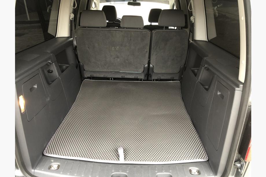 Volkswagen Caddy 2004-2010 Kofferraummatte V2 MAXI (EVA, Schwarz) Foto 1