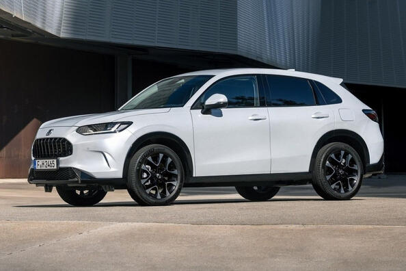 Der Honda ZR-V Crossover wird dem ukrainischen Käufer gefallen: eine Bewertung des Autos Foto 2