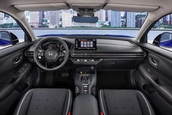 Der Honda ZR-V Crossover wird dem ukrainischen Käufer gefallen: eine Bewertung des Autos Foto 4