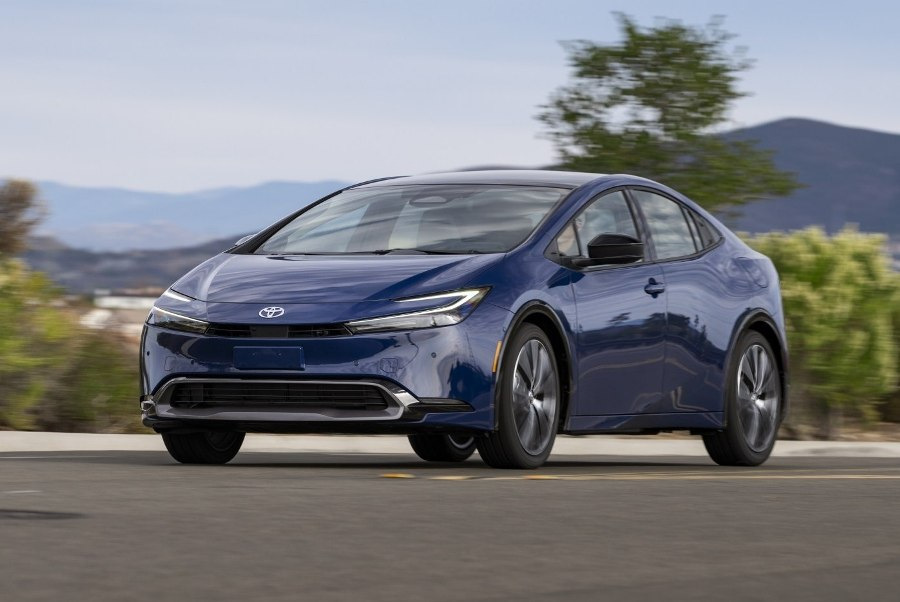 Rückblick auf die neue Generation des Hybridmodells Toyota Prius