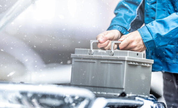 Wie lagere ich die Batterie im Winter richtig?