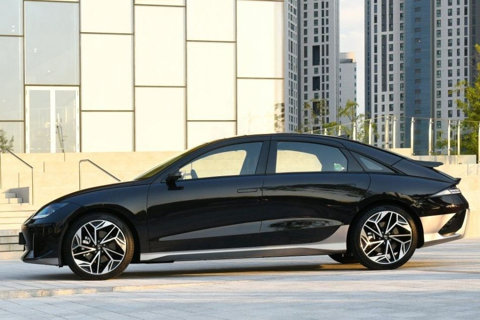 Hyundai IONIQ 6 Elektrolimousine