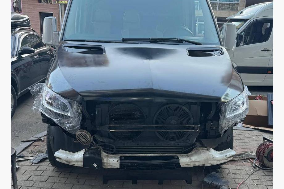 Mercedes Sprinter W906 2006–2018 Facelift Kit auf W907 Foto 40