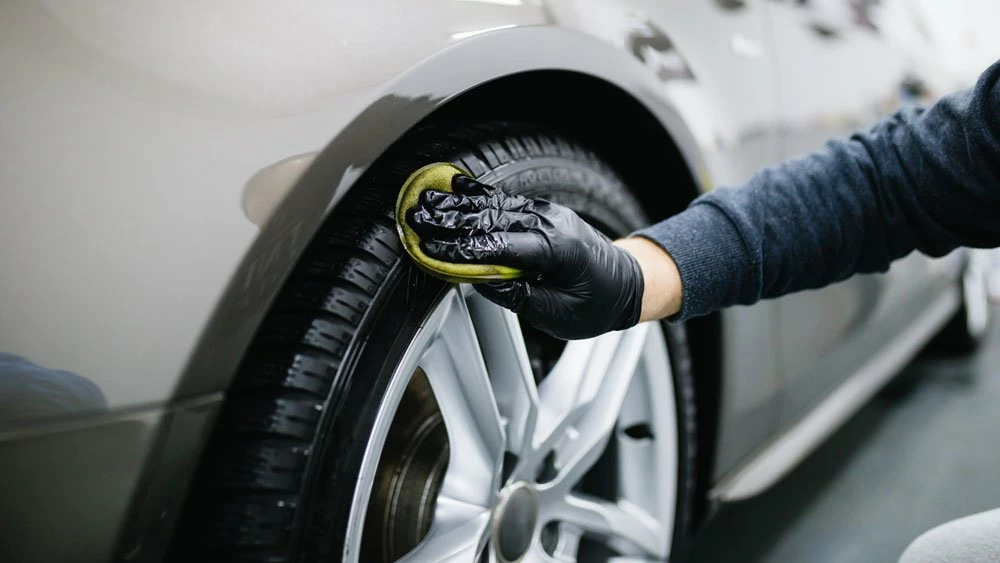 So pflegen Sie Autoreifen richtig: Tipps und Empfehlungen
