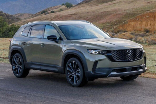 Testbericht zum Allrad-Crossover Mazda СХ-50