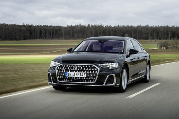 Testbericht zur aktualisierten Allradlimousine Audi A8