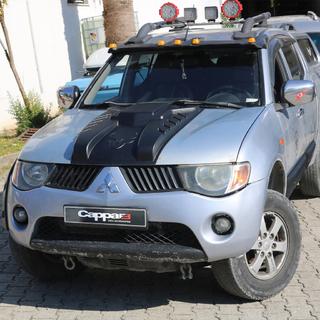 Motorhaubenaufsatz V3 (ABS) Mitsubishi L200 2006-2015 Foto 3