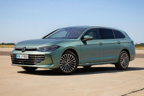 Testbericht zum Volkswagen Passat Variant Kombi der neuen Generation Foto 1