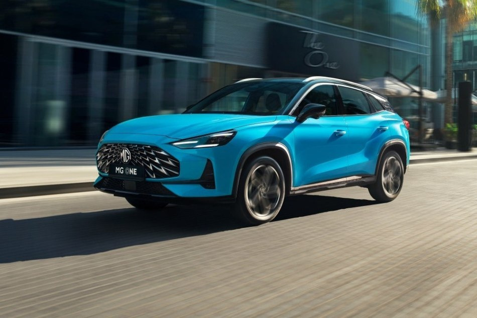 Überblick über den kompakten Crossover MG ONE mit Frontantrieb