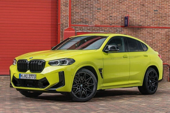 Übersicht über die Sportmodifikation des BMW X4 M Crossover