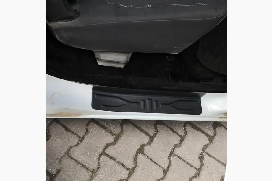 Dacia Lodgy 2012-2022 T&uuml;rschweller Abdeckungen EuroCap (4 Stk, ABS) Foto 2